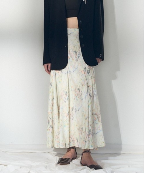 Muel Chic(ミュエルシック)の「Seren skirt セレンスカート(スカート・レディース・ブラック/オフホワイト/ブルー・SMALL/MEDIUM)」の2枚目の写真