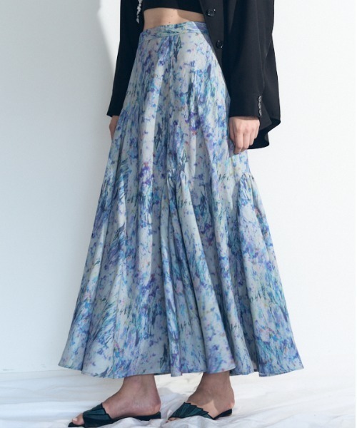 Muel Chic(ミュエルシック)の「Seren skirt セレンスカート(スカート・レディース・ブラック/オフホワイト/ブルー・SMALL/MEDIUM)」の15枚目の写真