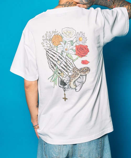 Subciety(サブサエティ)の「Flower praying hands tee(Tシャツ/カットソー・メンズ・ブラック/サンドベージュ/ホワイト・SMALL/MEDIUM/LARGE/X-LARGE/XX-LARGE)」の9枚目の写真