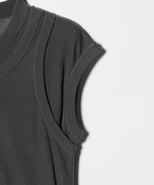 ATON（エイトン）の「＜ATON＞レイヤード ノースリーブ ニット（ニット/セーター・レディース・ダークグリーン/ダークグレー・02(38)）」の5枚目の写真