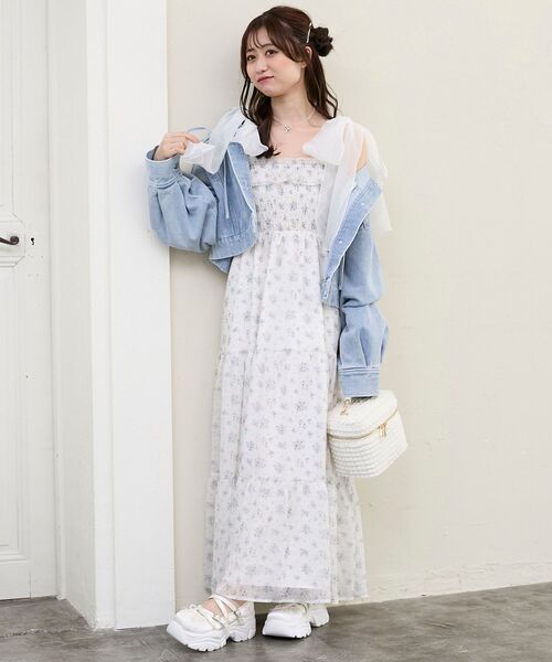 MAJESTIC LEGON(マジェスティックレゴン)の「キラキラサテンバレエスニーカー(スニーカー・レディース・アイボリー/ピンク/ブラック・LARGE/MEDIUM/SMALL/X-LARGE)」の4枚目の写真