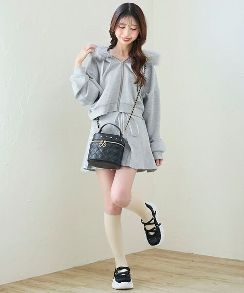 MAJESTIC LEGON（マジェスティックレゴン）の「キラキラサテンバレエスニーカー（スニーカー・レディース・アイボリー/ピンク/ブラック・LARGE/MEDIUM/SMALL/X-LARGE）」の8枚目の写真