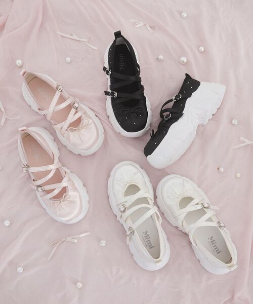 MAJESTIC LEGON（マジェスティックレゴン）の「キラキラサテンバレエスニーカー（スニーカー・レディース・アイボリー/ピンク/ブラック・LARGE/MEDIUM/SMALL/X-LARGE）」の12枚目の写真