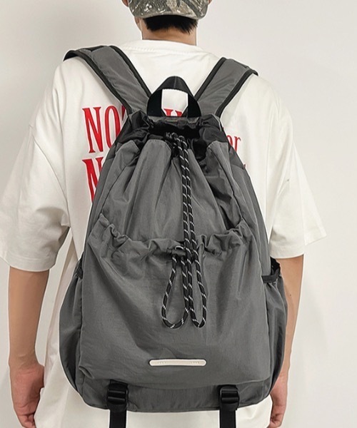 Teem Store(チームストア)の「大容量 アウトポケットバックパック(バックパック/リュック・レディース・グリーン/ブラック/グレー・F)」の14枚目の写真