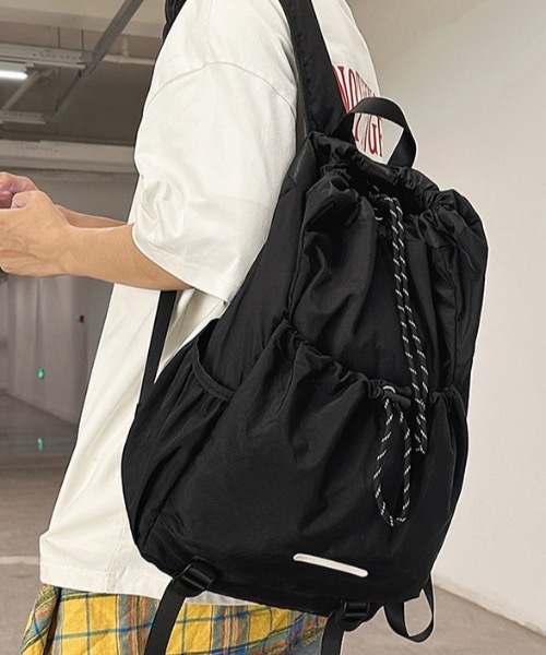 Teem Store(チームストア)の「大容量 アウトポケットバックパック(バックパック/リュック・レディース・グリーン/ブラック/グレー・F)」の7枚目の写真