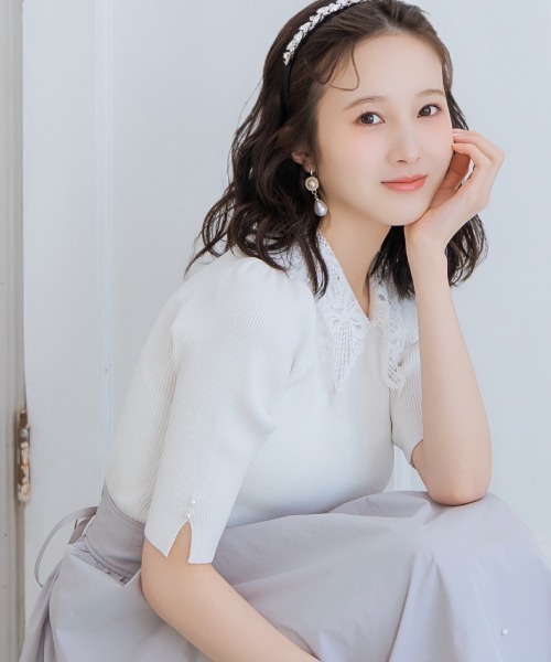 WILLSELECTION(ウィルセレクション)の「リボンレースカラーリブニット(ニット/セーター・レディース・ブラック/ネイビー/オフホワイト/ピンク/サックスブルー/ミント・FREE)」の1枚目の写真