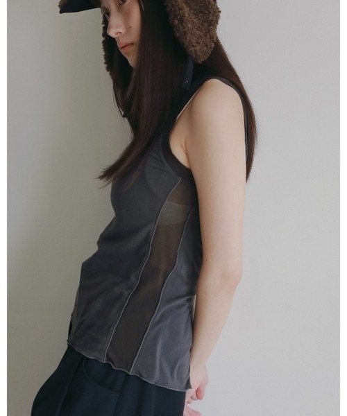 anuke（アンヌーク）の「Bicolor Tank Top（タンクトップ・レディース・アイボリー/チャコールグレー・FREE）」の9枚目の写真