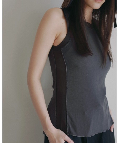 anuke（アンヌーク）の「Bicolor Tank Top（タンクトップ・レディース・アイボリー/チャコールグレー・FREE）」の10枚目の写真