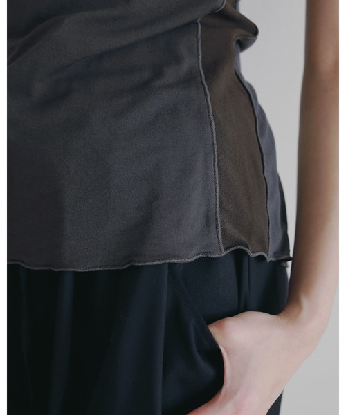 anuke（アンヌーク）の「Bicolor Tank Top（タンクトップ・レディース・アイボリー/チャコールグレー・FREE）」の11枚目の写真