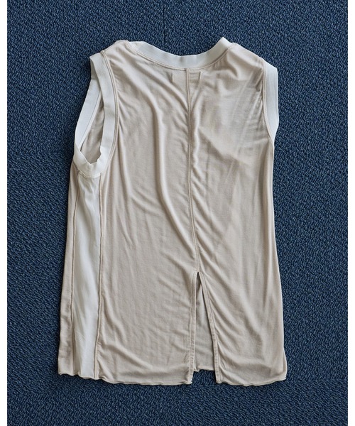 anuke（アンヌーク）の「Bicolor Tank Top（タンクトップ・レディース・アイボリー/チャコールグレー・FREE）」の14枚目の写真