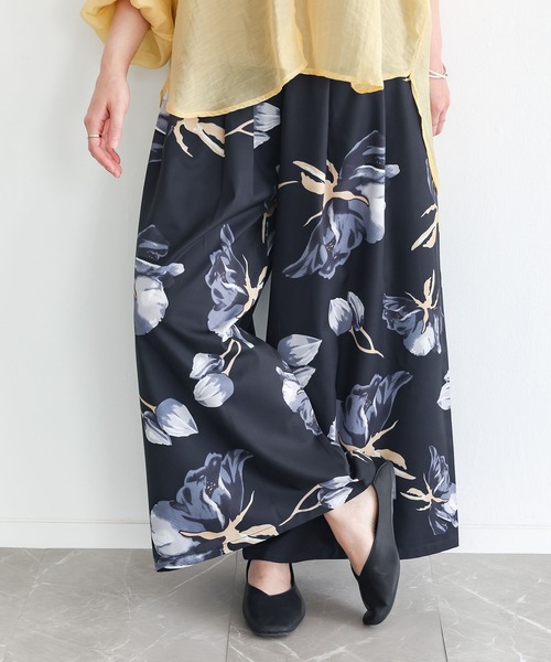 n'OrLABEL（ノアールレーベル）の「花柄ガウチョパンツ（その他パンツ・レディース・ブルー/ブラック・2/1）」の6枚目の写真