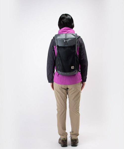 karrimor（カリマー）の「ramble 20（バックパック/リュック・メンズ・ミント/ライトベージュ/ブラック/チャコールグレー・FREE）」の5枚目の写真