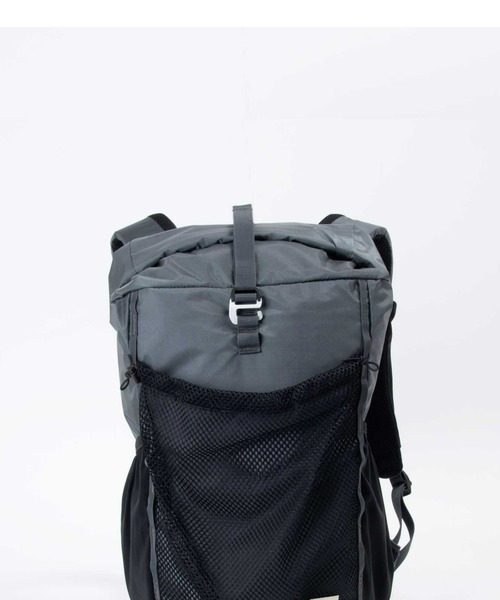 karrimor（カリマー）の「ramble 20（バックパック/リュック・メンズ・ミント/ライトベージュ/ブラック/チャコールグレー・FREE）」の15枚目の写真