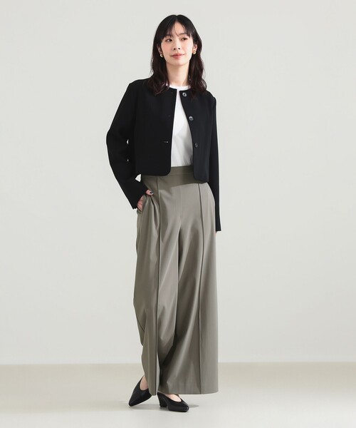 Demi-Luxe BEAMS(デミルクス ビームス)の「【8/6値下げ】クロップド クルーネック ジャケット(その他アウター・レディース・ブラック/ベージュ・36/38)」の3枚目の写真