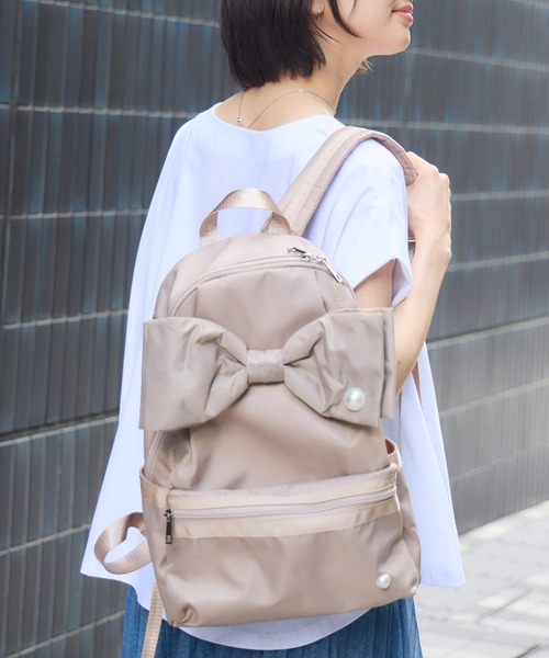 a-jolie(アジョリー)の「【a-jolie/アジョリー】BIGリボンパールバックパック(バックパック/リュック・レディース・ブラック/ベージュ・MEDIUM)」の14枚目の写真