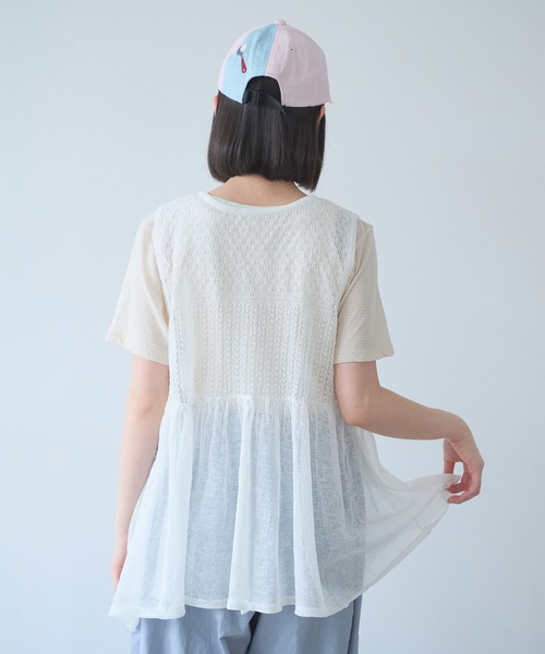 bulle de savon(ビュルデサボン)の「△透かし編み shari shari knit tunic(ベスト・レディース・チャコールグレー/ホワイト/レッド・FREE)」の8枚目の写真
