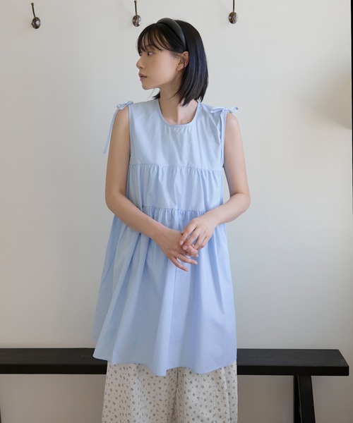 UNE MANSION(ユヌマンション)の「ショルダーリボンティアードワンピース(Tシャツ/カットソー・レディース・ブラック/アイボリー/スカイブルー・FREE)」の11枚目の写真