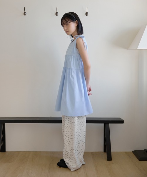 UNE MANSION(ユヌマンション)の「ショルダーリボンティアードワンピース(Tシャツ/カットソー・レディース・ブラック/アイボリー/スカイブルー・FREE)」の8枚目の写真