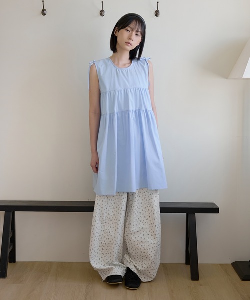 UNE MANSION(ユヌマンション)の「ショルダーリボンティアードワンピース(Tシャツ/カットソー・レディース・ブラック/アイボリー/スカイブルー・FREE)」の22枚目の写真
