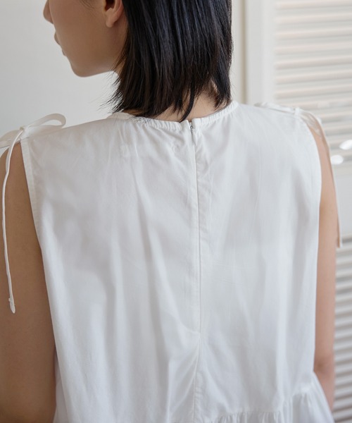 UNE MANSION(ユヌマンション)の「ショルダーリボンティアードワンピース(Tシャツ/カットソー・レディース・ブラック/アイボリー/スカイブルー・FREE)」の14枚目の写真