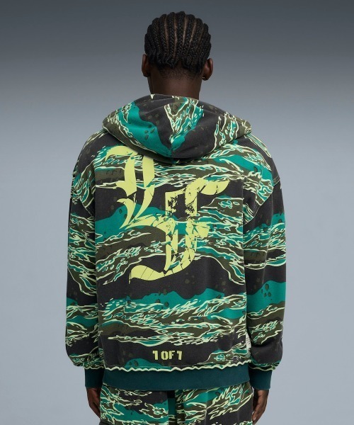 PUMA(プーマ)の「PUMA LAFRANCE SUPPLY FULL ZIP HOODI(プーマ ラフランス サプライ フルジップ フーディ)(パーカー・メンズ・グリーン系・SMALL/MEDIUM/LARGE/X-LARGE/XX-LARGE)」の3枚目の写真