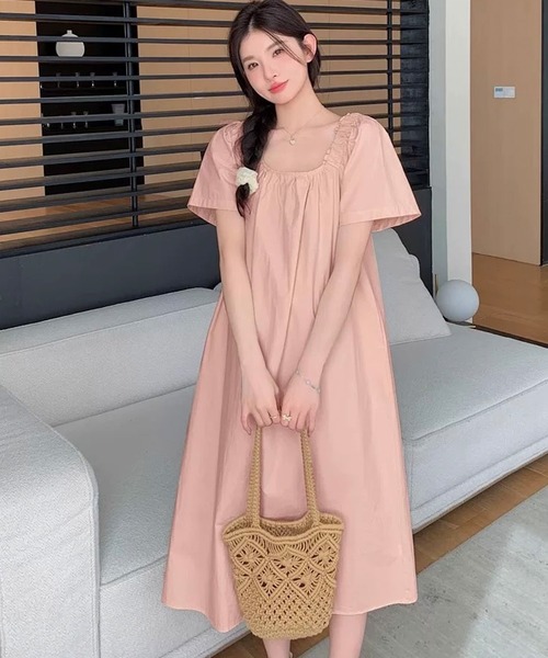 shopnikoniko(ショップニコニコ)の「ワンピース 夏 ミディ丈 半袖 ギャザースクエアネック ワンピース(ワンピース・レディース・ホワイト/ピンク・フリー)」の8枚目の写真