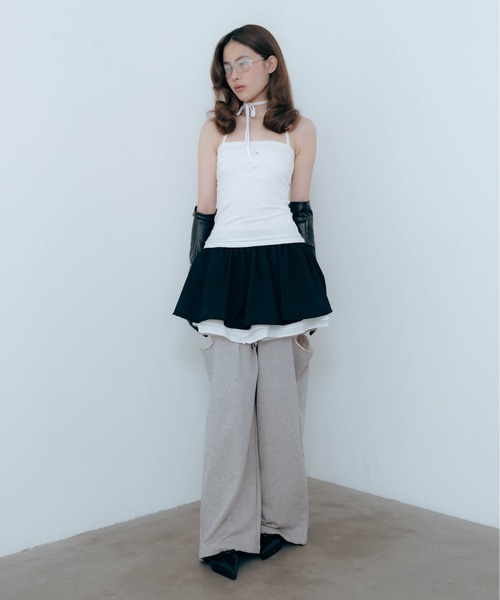 Carmelo(カーメロ)の「Pierced Skin Tube Top (white/gray)(キャミソール・レディース・ホワイト/チャコールグレー・FREE)」の13枚目の写真