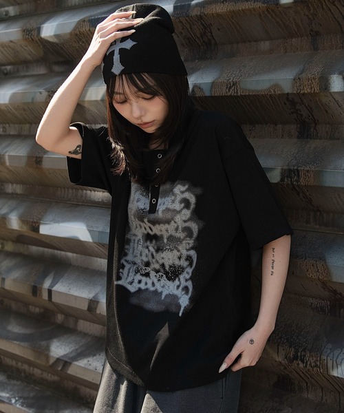 LTR DEPTH（レイターデプス）の「WEGO/【26春夏新作】グラフィックヘンリーネックT（Tシャツ/カットソー・メンズ・ブラック/グレー・LARGE/MEDIUM）」の12枚目の写真