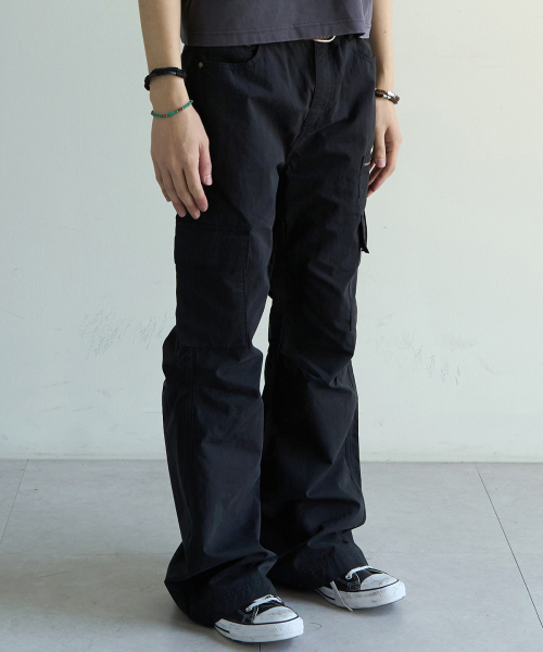 MAINBOOTH(メインブース)の「Cargo Bootcut Pants(BLACK)(その他パンツ・レディース・その他・1/2/3/0)」の2枚目の写真