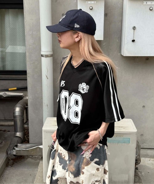 sedacle(セダクル)の「ナンバリングユニフォームTEE(Tシャツ/カットソー・メンズ・グレー/ブラック・LARGE/MEDIUM/SMALL)」の17枚目の写真