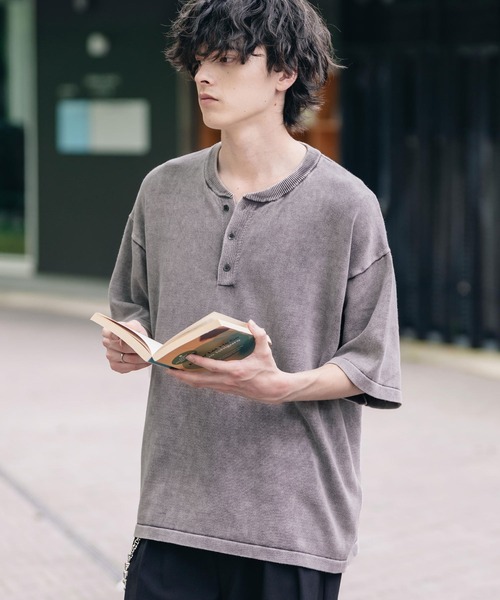 Rocky Monroe(ロッキーモンロー)の「オーバーサイズ ヴィンテージ加工ヘンリーネック半袖サマーニットTシャツ(ニット/セーター・メンズ・チャコール/ベージュ/ワイン/ブラック・XL/L/M)」の13枚目の写真