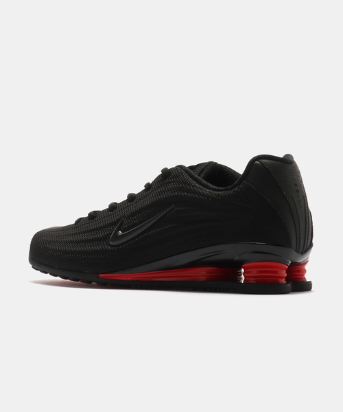 NIKE（ナイキ）の「NIKE W SHOX Z HQ7540-002（スニーカー・レディース・ブラック・23cm）」の3枚目の写真