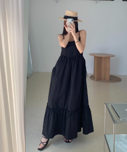 FAVORITO(ファヴォリート)の「キャミワンピース(ワンピース・レディース・ホワイト/ブラック・F)」の3枚目の写真