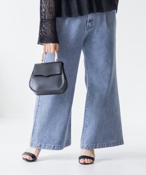 CLETTE（クレット）の「CLETTEオリジナルセミフレアデニムパンツ（その他パンツ・レディース・インディゴブルー/ブラック/サックスブルー・4L/3L/LL）」の3枚目の写真