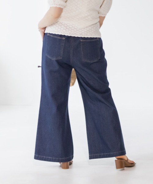 CLETTE（クレット）の「CLETTEオリジナルセミフレアデニムパンツ（その他パンツ・レディース・インディゴブルー/ブラック/サックスブルー・4L/3L/LL）」の15枚目の写真