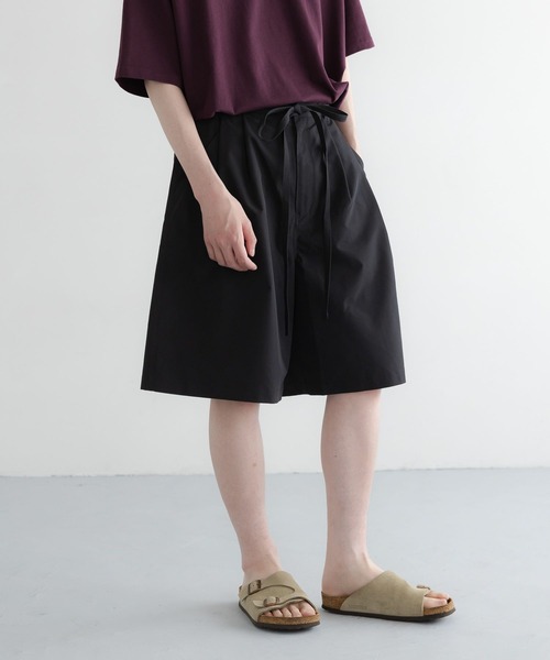 LOWRYS FARM(ローリーズファーム)の「UVケア機能付【LFM(U)】2タックバルーンハーフパンツ 768991(その他パンツ・メンズ・ブラック/ブラウン/グレー・MEDIUM/LARGE)」の1枚目の写真