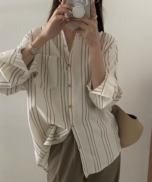 AsheKsha(アシクシャ)の「フレンチストライプのゆったり長袖シャツ(シャツ/ブラウス・レディース・ベージュ・M)」の1枚目の写真