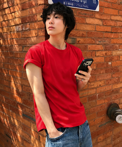 LEIRE（ルアール）の「90年代ビンテージフィットウォッシュドTシャツ[レッド]（Tシャツ/カットソー・メンズ・その他・MEDIUM/X-LARGE/LARGE/2XL）」の2枚目の写真