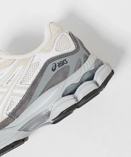 ASICS(アシックス)の「<asics>GEL-NYC スニーカー(スニーカー・レディース・ホワイト・25cm/24cm/25.5cm/23cm/24.5cm/23.5cm/22.5cm)」の9枚目の写真