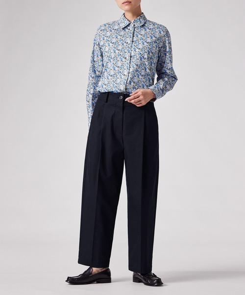 Paul Smith(ポールスミス)の「ウィメンズ カーヴィ トラウザーズ / 265012 397T(チノパンツ・レディース・ライトベージュ/ネイビー・40/38)」の12枚目の写真
