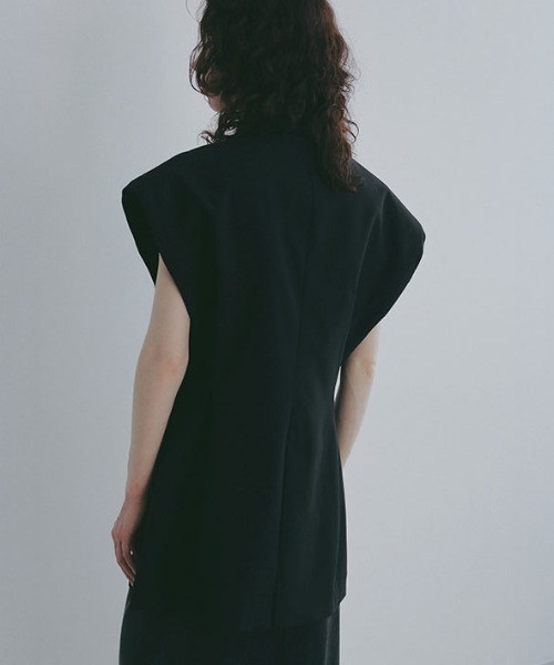 ETRE TOKYO(エトレトウキョウ)の「リネンライクボールドショルダージレ(その他アウター・レディース・ネイビー/ブラック・M/S)」の13枚目の写真