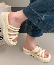 美脚厚底ストラップサンダル