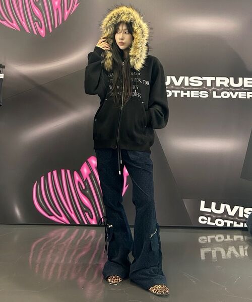 LUVISTRUE（ラヴイズトゥルー）の「FS LETTER HOOD ZIPUP(WHITE)（パーカー・レディース・その他・FREE）」の4枚目の写真