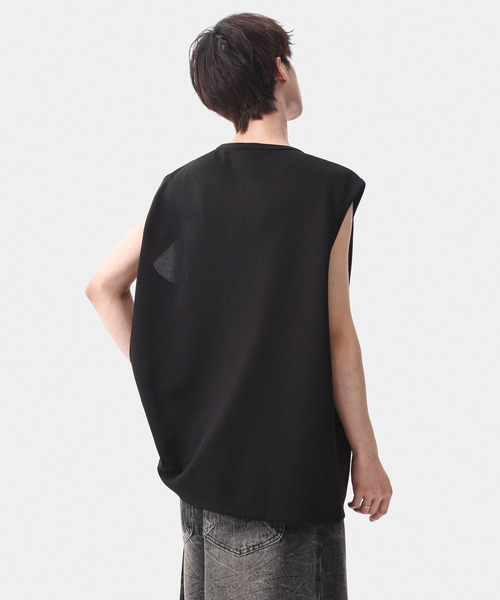 neos(ネオス)の「【neos】ワッフルヘンリーネック ノースリーブTシャツ ルーズシルエット タンクトップ(タンクトップ・メンズ・ブラック/ホワイト/グレー・MEDIUM/X-LARGE/LARGE)」の7枚目の写真