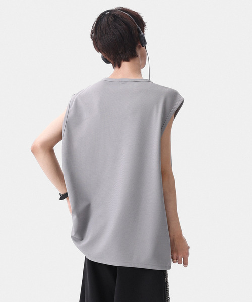 neos(ネオス)の「【neos】ワッフルヘンリーネック ノースリーブTシャツ ルーズシルエット タンクトップ(タンクトップ・メンズ・ブラック/ホワイト/グレー・MEDIUM/X-LARGE/LARGE)」の12枚目の写真