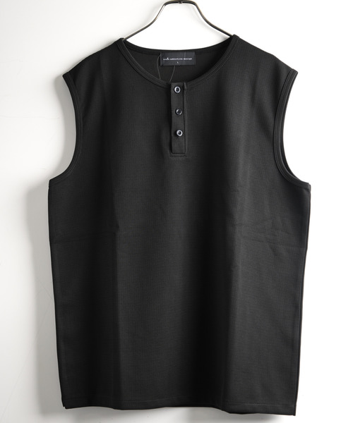 neos(ネオス)の「【neos】ワッフルヘンリーネック ノースリーブTシャツ ルーズシルエット タンクトップ(タンクトップ・メンズ・ブラック/ホワイト/グレー・MEDIUM/X-LARGE/LARGE)」の21枚目の写真