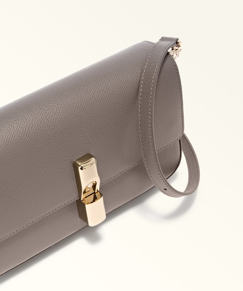 FURLA(フルラ)の「フルラ イリデ (Furla Iride) クロスボディバッグ(ショルダーバッグ・レディース・ライトピンク/チャコールグレー/グリーン・ONE SIZE)」の6枚目の写真