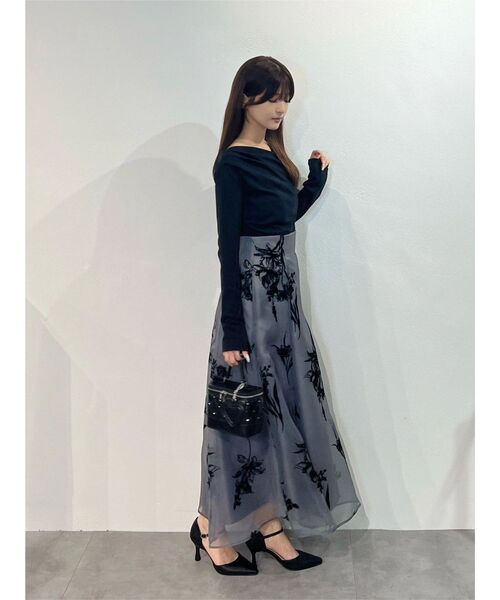 MERCURYDUO（マーキュリーデュオ）の「オフショルタックトップス（Tシャツ/カットソー・レディース・ブラック/イエロー/ブラウン・FREE）」の13枚目の写真