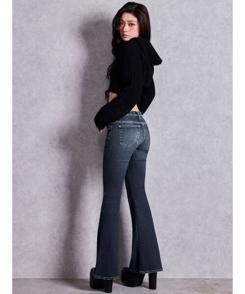 GYDA(ジェイダ)の「ジャストウエストSLIM FITフレアデニムパンツ(デニムパンツ・レディース・ブラック/ブルー・SMALL/MEDIUM/X-SMALL)」の10枚目の写真