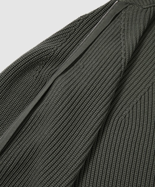 COMME des GARCONS HOMME(コム デ ギャルソン・オム)の「『BATONER』 W-NAME WOOL KNIT ZIP CARDIGAN(ニット/セーター・メンズ・カーキ/ブラック・M/S/L)」の4枚目の写真
